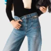 Ausgestellte Jeans mit Kette