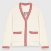 Bestickte, lange Strickjacke