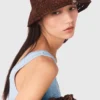Bunter Bucket-Hut aus natürlicher Raffia