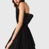 Bustierkleid aus Tüll und Organza