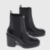 Chelsea-Stiefel aus Leder mit Absatz