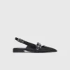 Flache Slingbacks mit Lederriemen