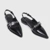 Flache Slingbacks mit Lederriemen