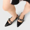 Flache Slingbacks mit Lederriemen