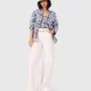 Jeans mit hoher Taille und weitem Bein