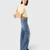 Jeans mit Kettengürtel
