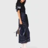 Kleid aus Mischgewebe mit Bandana-Muster
