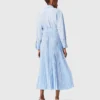 Langes Plisseekleid mit Ösen