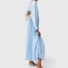 Langes Plisseekleid mit Ösen