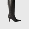 Lederstiefel mit spitzer Zehenpartie