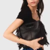 M Bag aus Glattleder mit Fransen