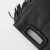 M Bag aus Glattleder mit Fransen