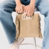 M Bag aus Wildleder