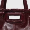 M-Tasche aus geknittertem Leder