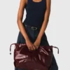 M-Tasche aus geknittertem Leder
