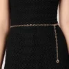 Maxikleid aus Häkel-Strick