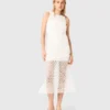 Maxikleid aus Häkelstoff mit Strasssteinen