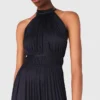Maxikleid aus plissiertem Satin