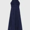 Maxikleid aus plissiertem Satin