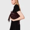 Maxikleid mit Falten und Polokragen