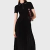 Maxikleid mit Falten und Polokragen