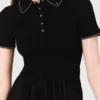 Maxikleid mit Falten und Polokragen