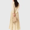 Maxikleid mit Plissee und Lochstickerei