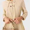 Maxikleid mit Plissee und Lochstickerei