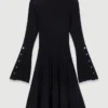 Mini-Skater-Kleid mit hohem Kragen