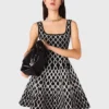 Mini-Strickkleid mit Muster