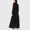 Strickjacke mit Strasssteinen
