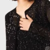 Strickjacke mit Strasssteinen