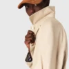 Trenchcoat mit kontrastierenden Ärmeln und Kragen