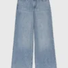 Weit geschnittene Jeans mit durchgehenden Strasssteinen
