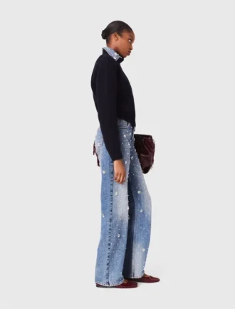 weit geschnittene jeans mit stickerei 2 330x434 - Weit geschnittene Jeans mit Stickerei