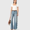 Weite Jeans mit Blumenstickerei